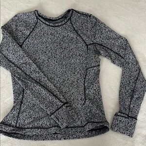 Lululemon Athletica Black Fitted longsleeve